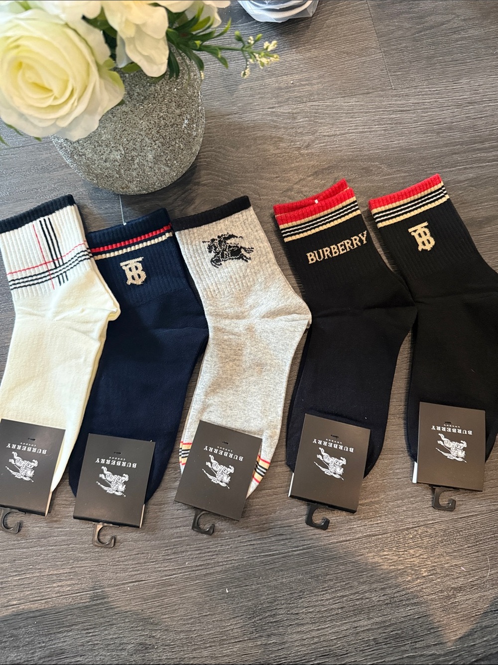 Fashion  Men's Assorted Crew Socks - Black, Navy, Gray, White